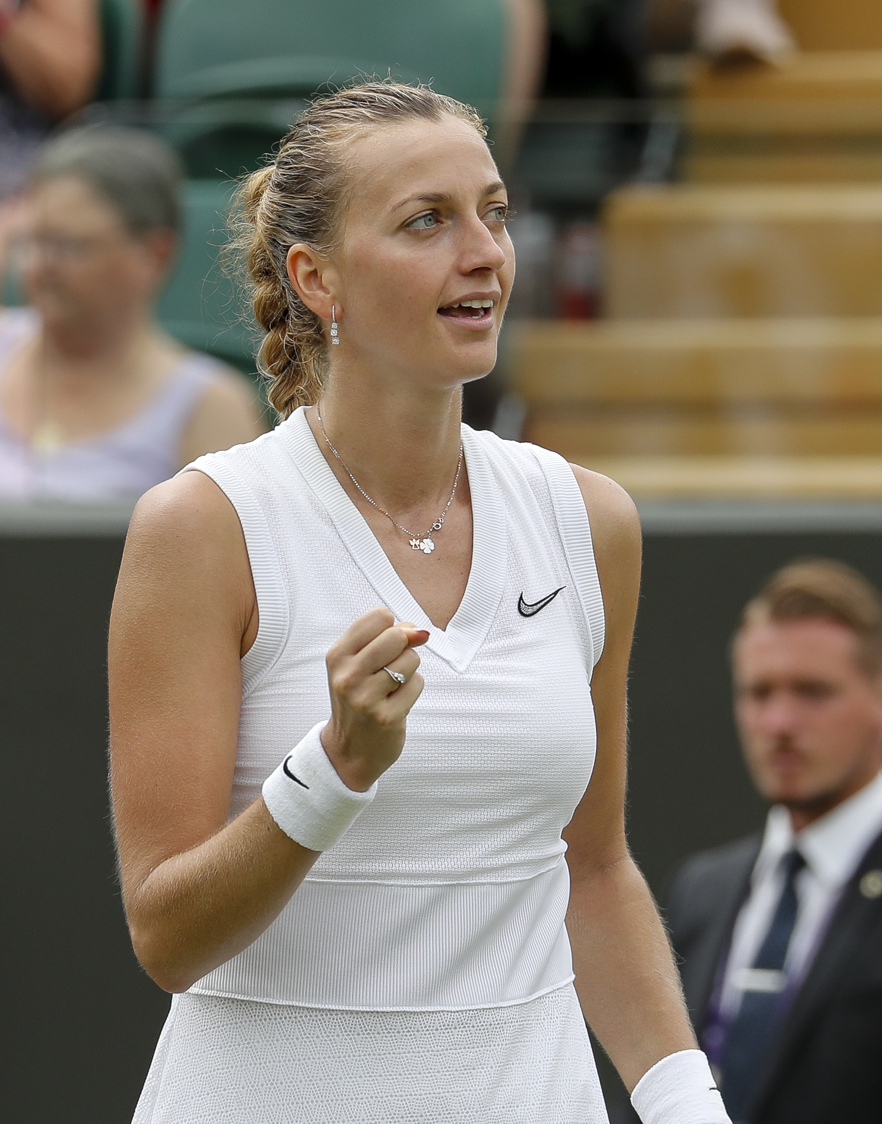 科维托娃回归赛场，精彩发挥首场状态亮眼，掘金观众沸腾！