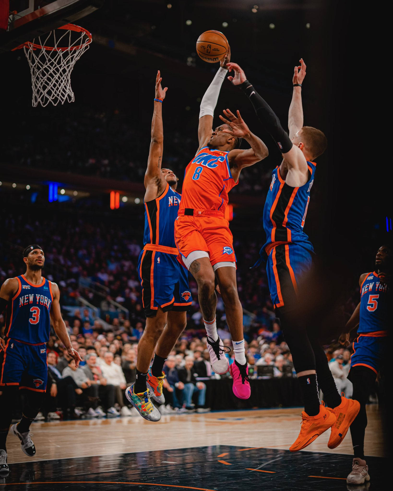 哈登迎来十赛季高光表现，加拿大队球迷沸腾！