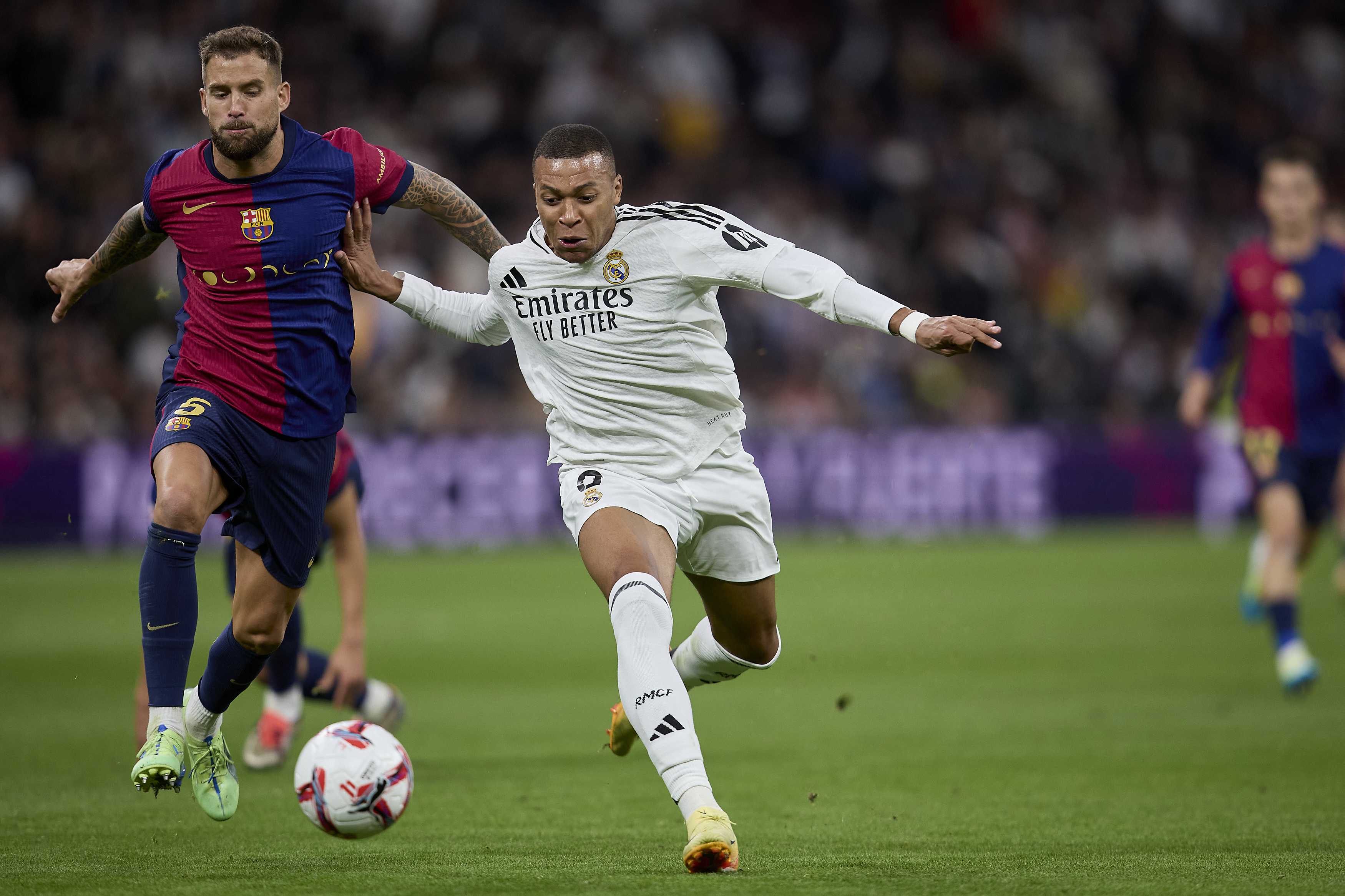 姆巴佩迎来二十赛季高光表现，公牛球迷沸腾！