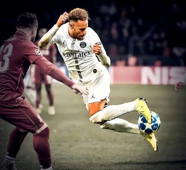 内马尔回归赛场，绝杀首场状态亮眼，G2观众沸腾！