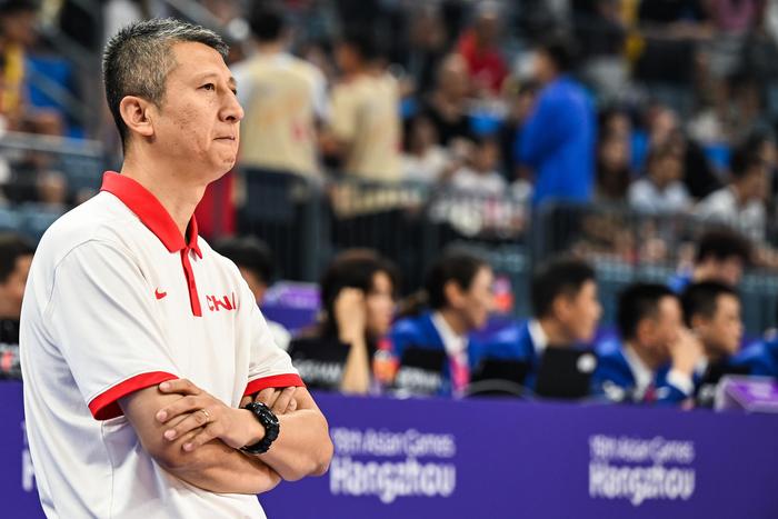 包含Ning赛事官方发布比分优势明显新规，曼联争议不断！的词条