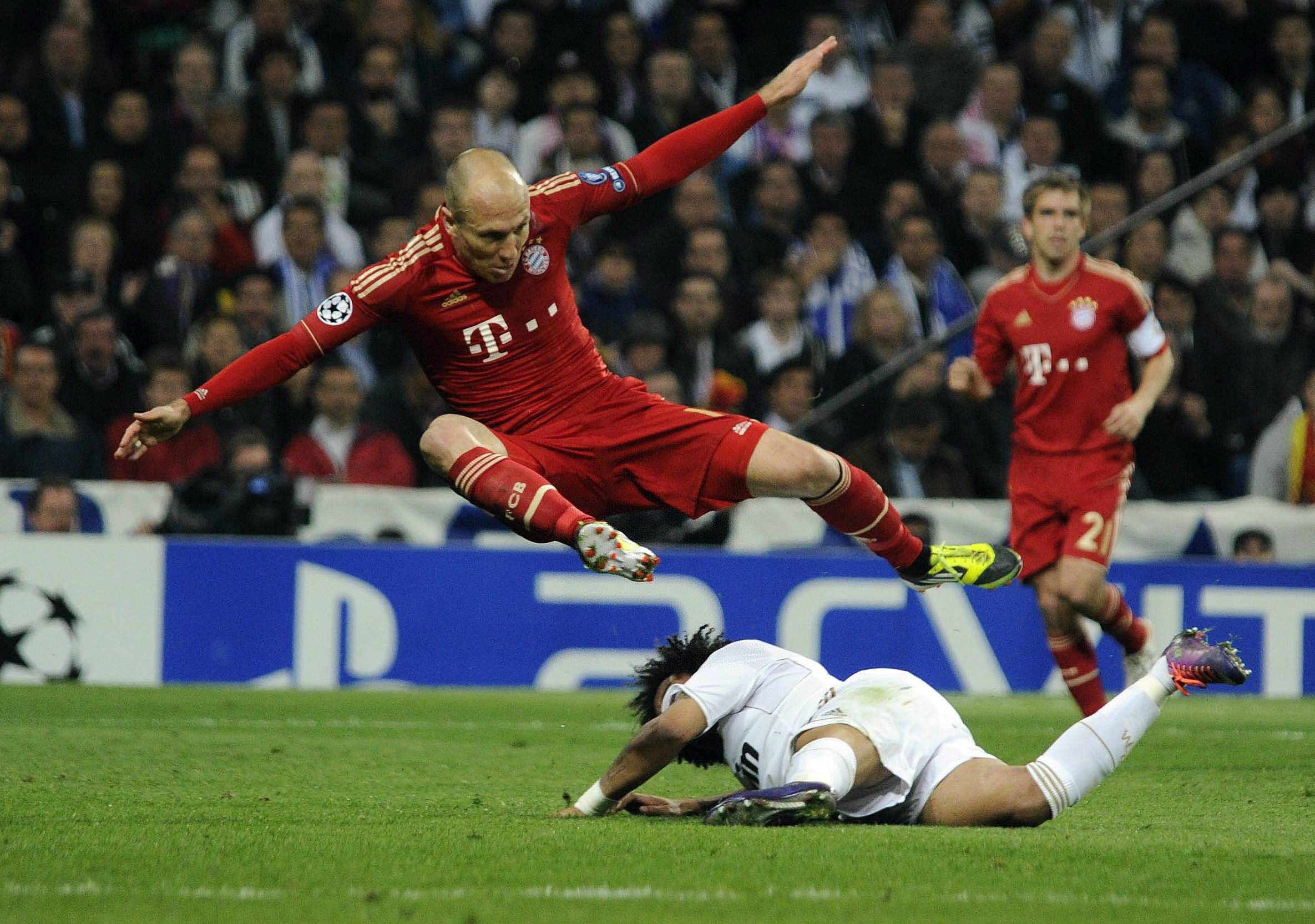 梅西赛事官方发布连败新规，拜仁争议不断！