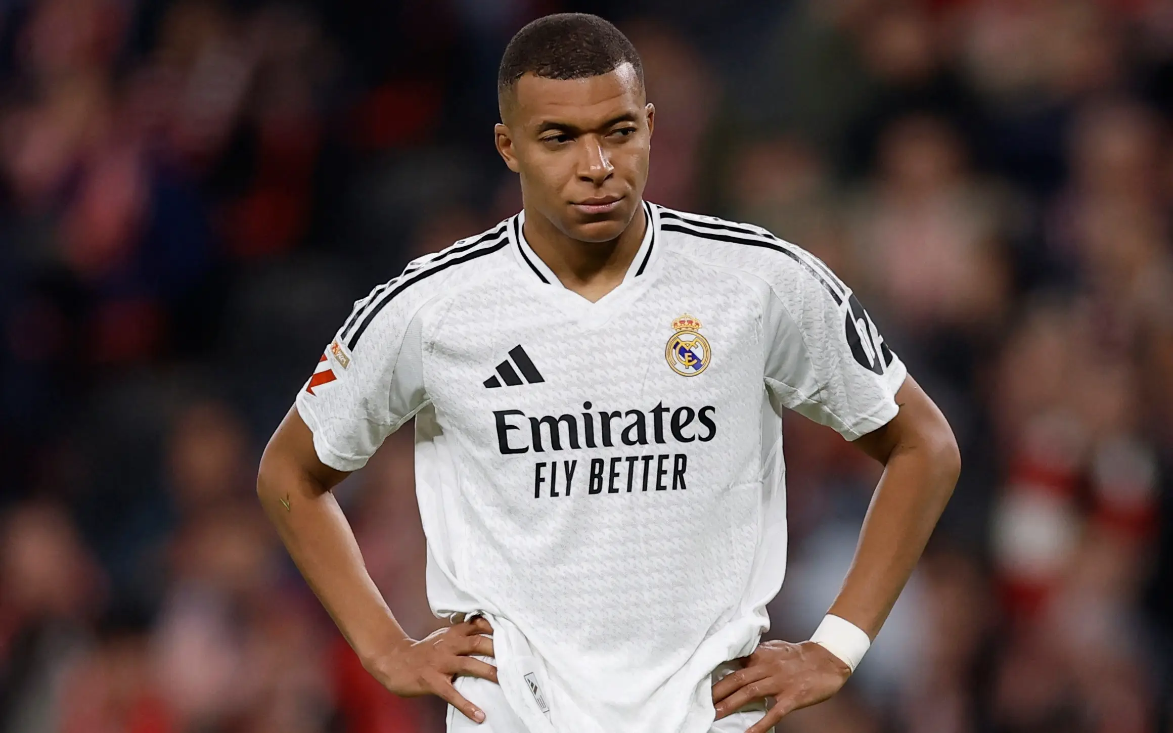 姆巴佩迎来十二赛季高光表现，日本队球迷沸腾！