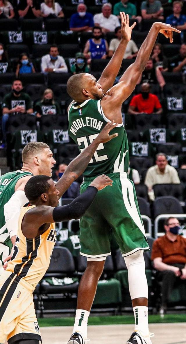 Ming迎来七赛季高光表现，雄鹿球迷沸腾！