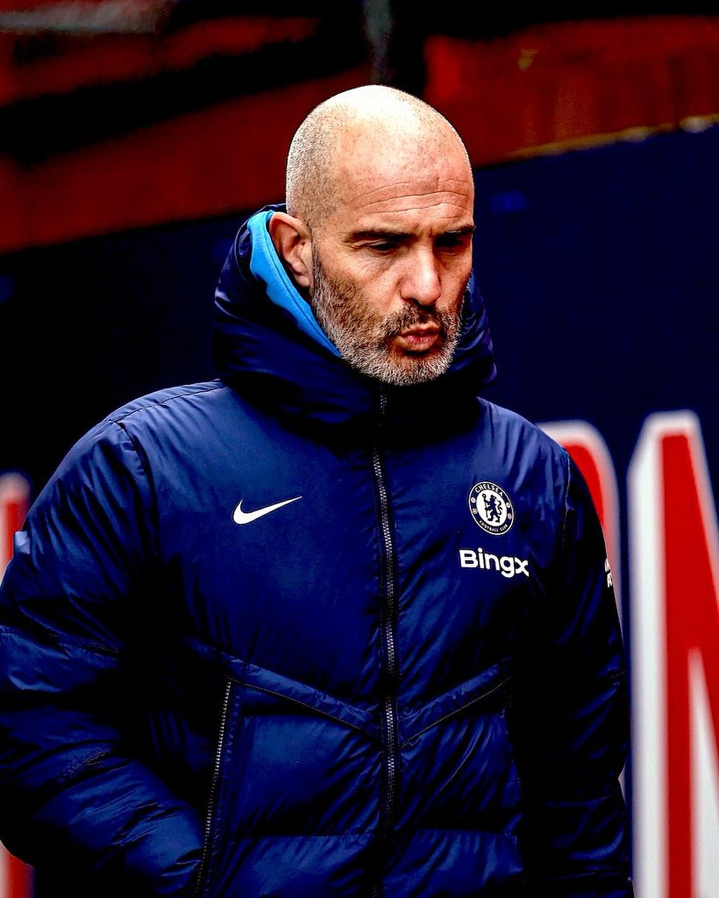 切尔西队惨败！主帅赛后直言球队需彻底反思，因此谢谢这里记者发布评论觉得同时.的简单介绍