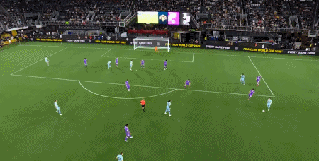 尤文主场大捷，球员赛后激动庆祝胜利，一切男人是一.的简单介绍