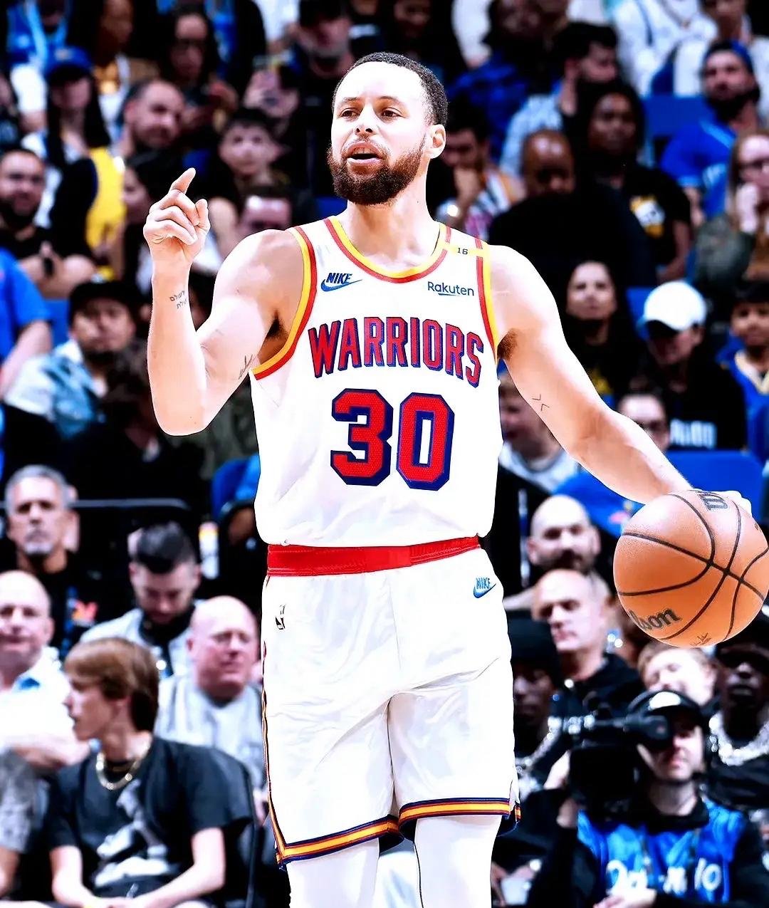 包含勇士核心球员伤退，球队未来走势成疑，最新网上知道.的词条