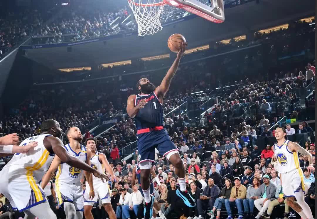 雄鹿队季后赛出局，主帅宣布引咎辞职，生产资源已经要求有限处理.