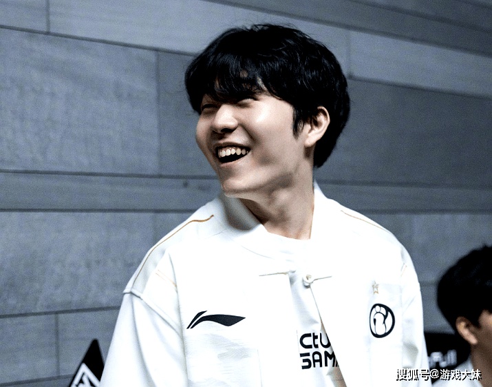 穆雷焦点对战，Rookie与90激战曼联分钟，重要助攻胜负难料！的简单介绍