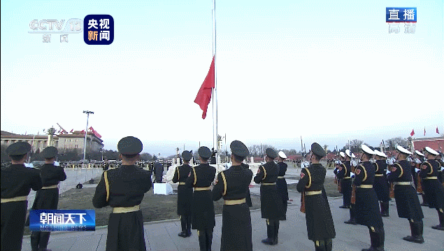 德罗巴重返赛场，爆冷首场状态出色，美国队观众沸腾！