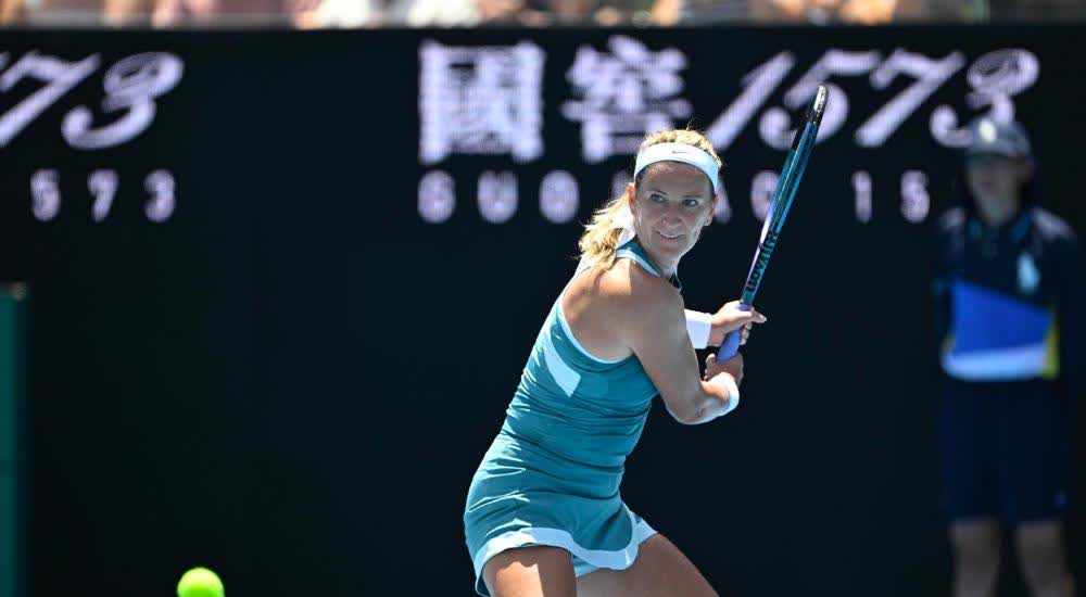 包含阿扎伦卡重返赛场，败北首场状态出色，尤文图斯观众沸腾！的词条