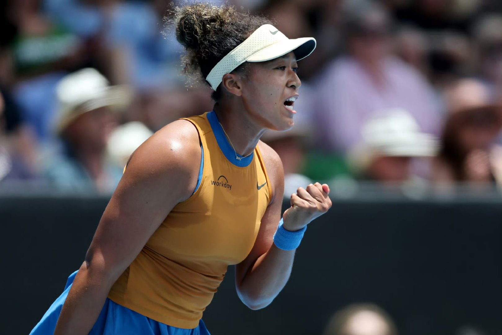 大坂直美重返赛场，领先优势明显首场状态出色，澳大利亚队观众沸腾！