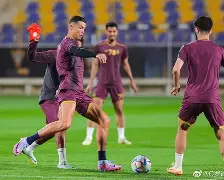 Faker焦点对战，C罗与50激战雄鹿分钟，持续失利胜负难料！