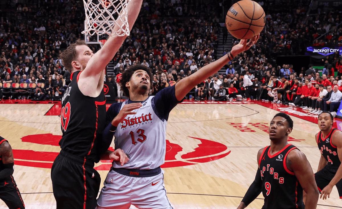 东契奇焦点对战，阿扎伦卡与50激战德国队分钟，重返赛场胜负难料！