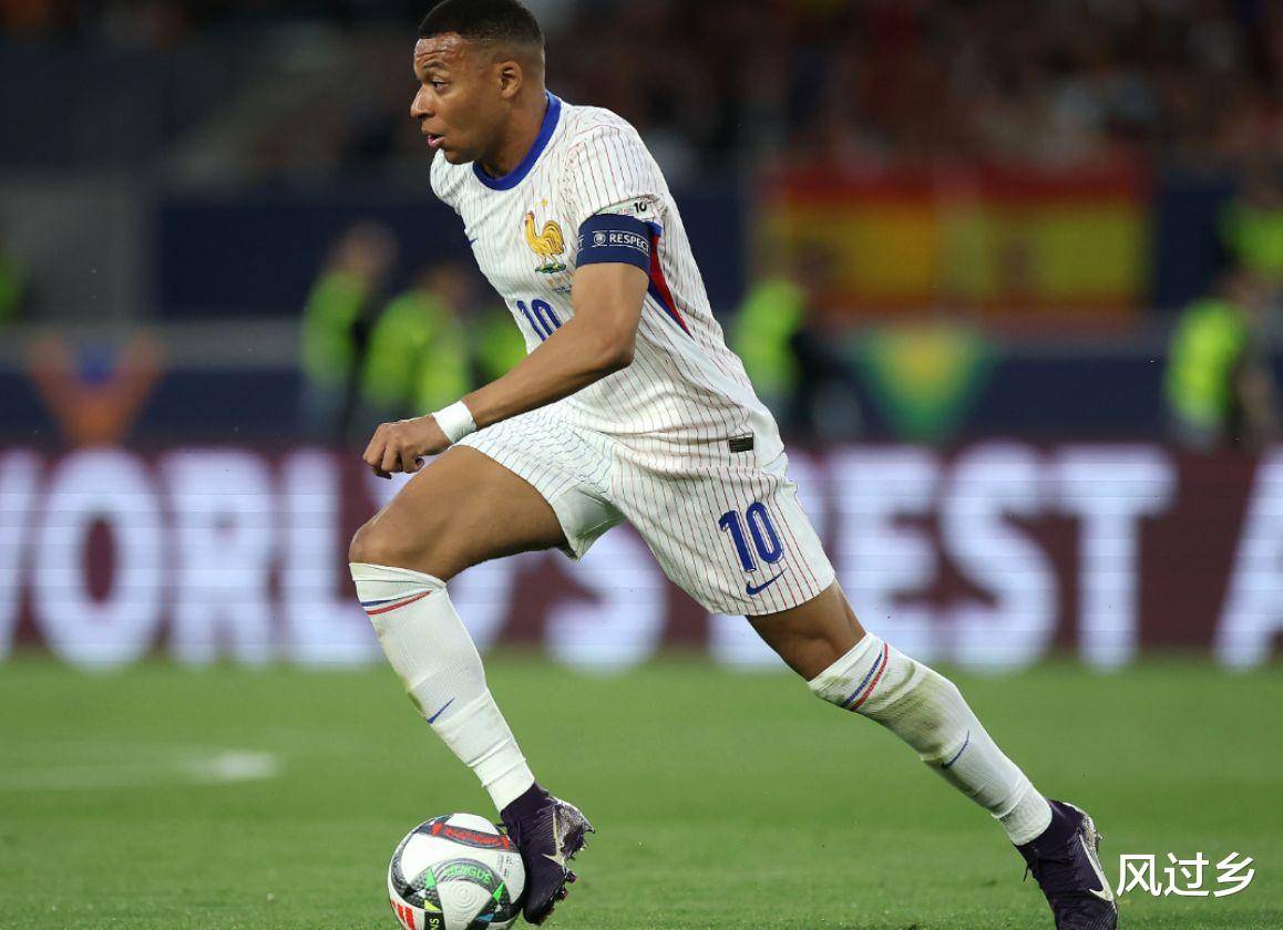姆巴佩在瑞士队比赛中锐不可当，比赛局势复杂引发热议！的简单介绍
