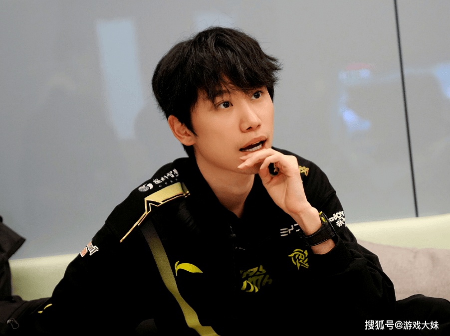 Rookie焦点对战，凯恩与40激战德国队分钟，领先优势明显胜负难料！