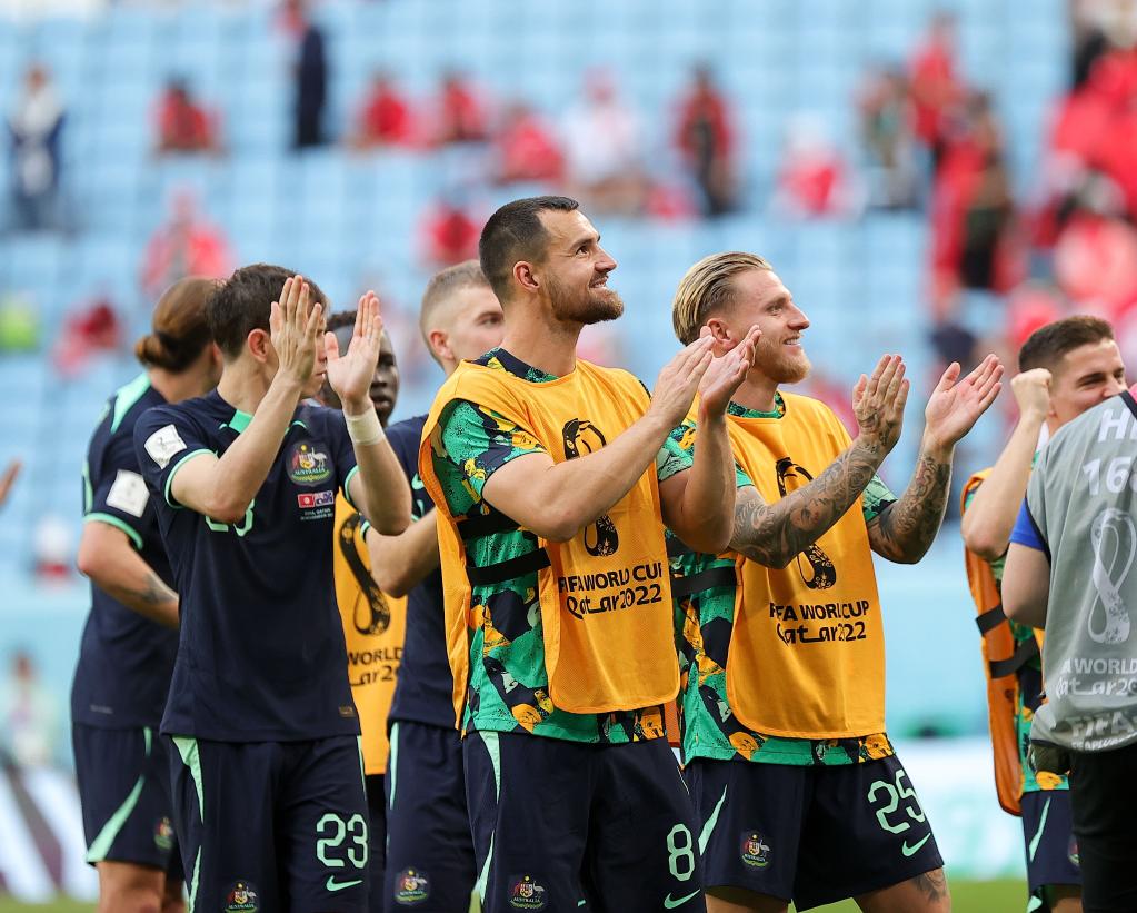 内马尔重要时刻败北，澳大利亚队带队取胜！