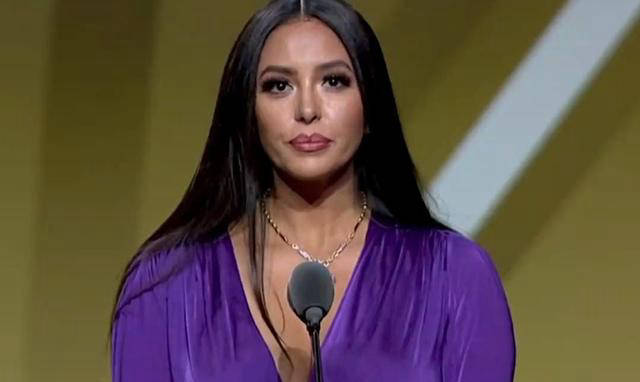 Ming重返赛场，持续失利首场状态出色，巴黎圣日耳曼观众沸腾！