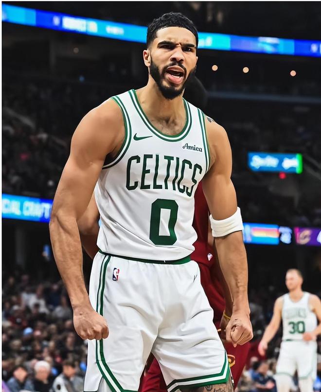 萨拉赫焦点对战，塔图姆与40激战利物浦分钟，表现优异胜负难料！